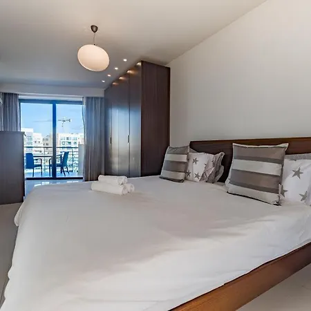 Metrostays Penthouse St Julian's Saint Julian's
