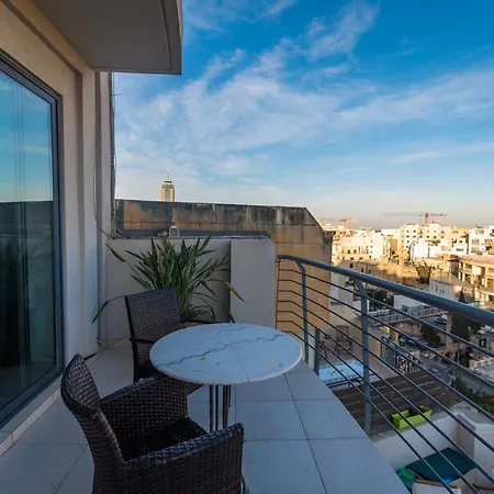 Metrostays Penthouse St Julian's Apartment