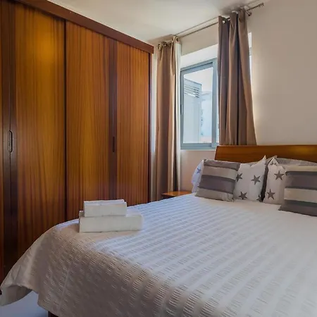 Metrostays Penthouse St Julian's